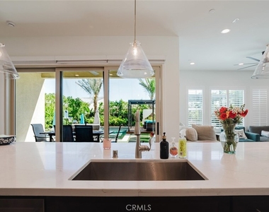 11743 Canoga Avenue - Photo Thumbnail 24