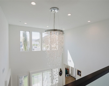 11743 Canoga Avenue - Photo Thumbnail 39