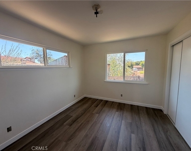 13277 Herrick Avenue - Photo Thumbnail 4