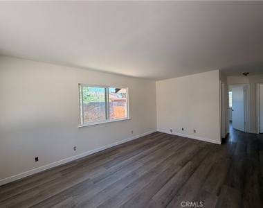 13277 Herrick Avenue - Photo Thumbnail 2