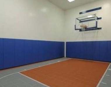 5545 Canoga Avenue - Photo Thumbnail 13