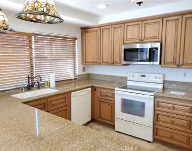 18269 Peters Court - Photo Thumbnail 7