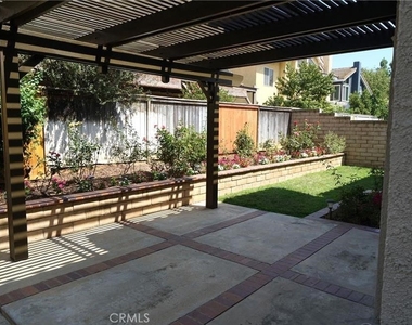 375 N Fawnwood Lane - Photo Thumbnail 3