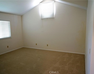 375 N Fawnwood Lane - Photo Thumbnail 10