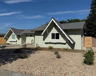 10170 Fern Avenue - Photo Thumbnail 2