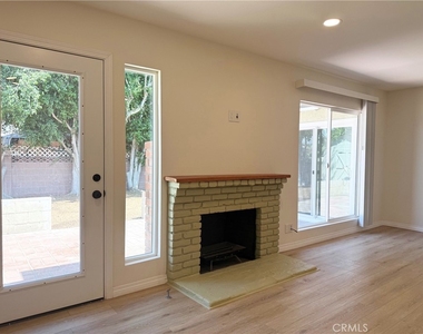 10170 Fern Avenue - Photo Thumbnail 18