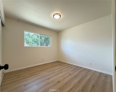 10170 Fern Avenue - Photo Thumbnail 17