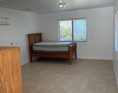 27720 Eastvale - Photo Thumbnail 2