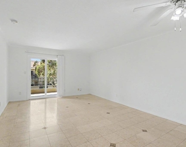 7405 Charmant Dr - Photo Thumbnail 8