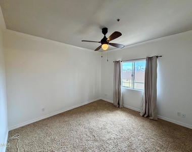 156 S Oak Knoll Avenue - Photo Thumbnail 9