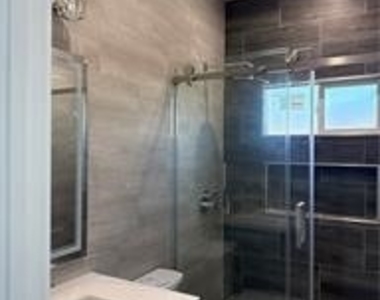 10420 Orchid - Photo Thumbnail 9