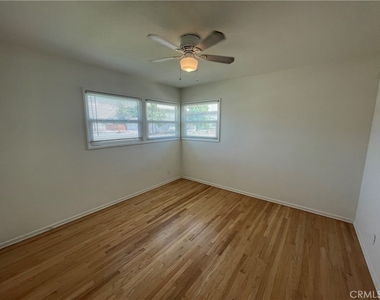 1440 E Rose Avenue - Photo Thumbnail 11