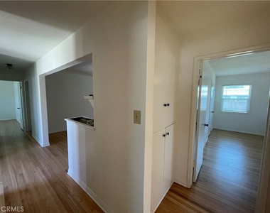 1440 E Rose Avenue - Photo Thumbnail 10
