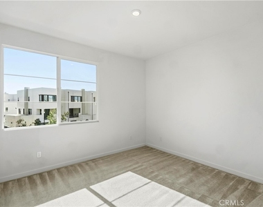 608 Cultivate - Photo Thumbnail 36