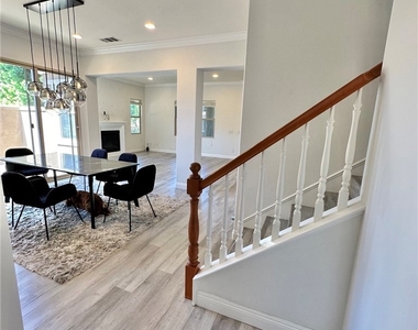 80 Mapleton - Photo Thumbnail 9