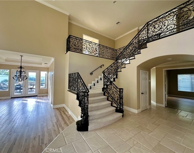 8 Danville - Photo Thumbnail 2