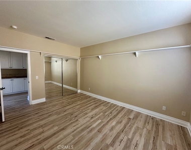 8 Danville - Photo Thumbnail 17