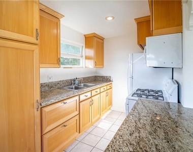 238 Cajon - Photo Thumbnail 22