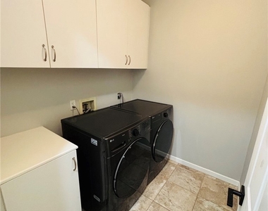518 Goldenwest - Photo Thumbnail 13