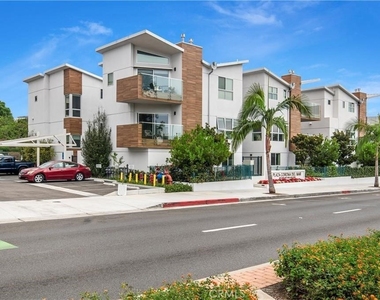 3920 E Coast Highway - Photo Thumbnail 1