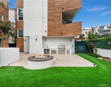 3920 E Coast Highway - Photo Thumbnail 32