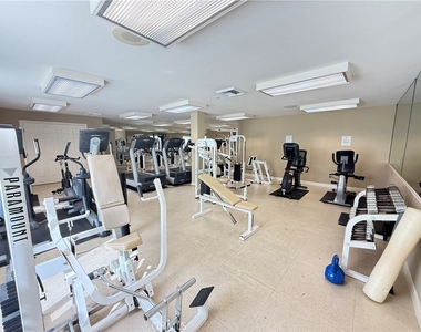 950 Cagney Lane - Photo Thumbnail 18