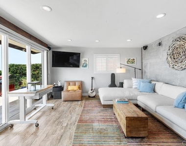 837 Dewitt Avenue - Photo Thumbnail 5