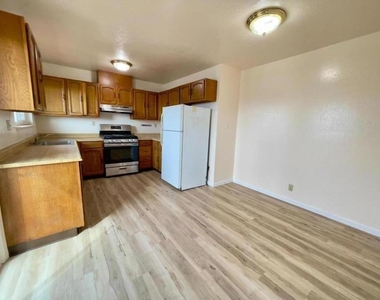 1625 Palmetto Avenue - Photo Thumbnail 1