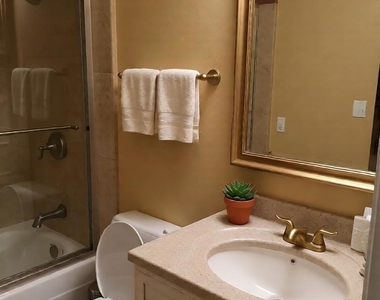 4016 Farm Hill Boulevard - Photo Thumbnail 6