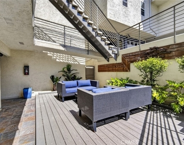 222 Arch - Photo Thumbnail 7