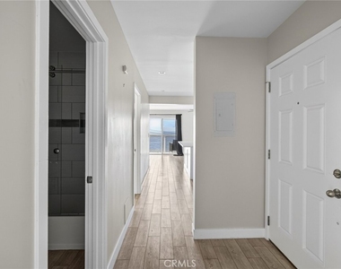222 Arch - Photo Thumbnail 9