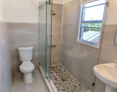 218 N Normandie - Photo Thumbnail 2