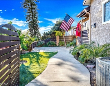 6240 University - Photo Thumbnail 1