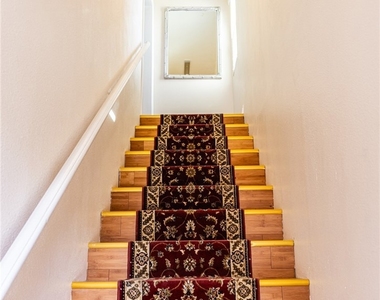 6238 University - Photo Thumbnail 6