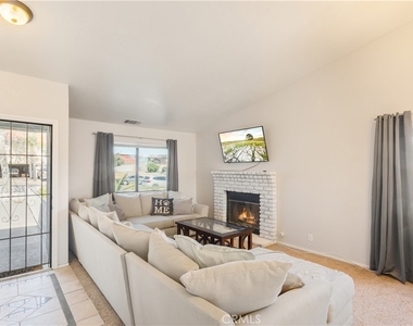 312 N Lewis - Photo Thumbnail 8