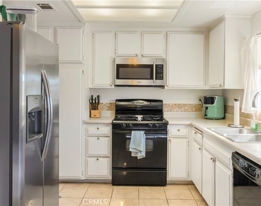 312 N Lewis - Photo Thumbnail 14