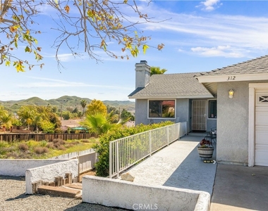 312 N Lewis - Photo Thumbnail 5