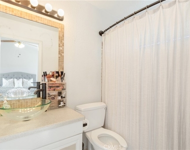 312 N Lewis - Photo Thumbnail 20