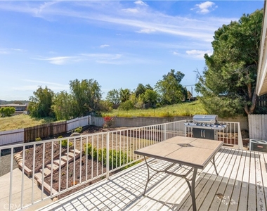312 N Lewis - Photo Thumbnail 24
