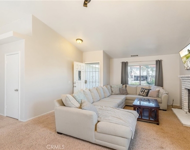312 N Lewis - Photo Thumbnail 17