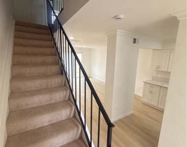 603 Beverly - Photo Thumbnail 9