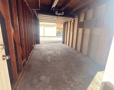 603 Beverly - Photo Thumbnail 25
