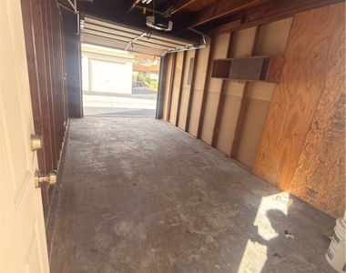 603 Beverly - Photo Thumbnail 21
