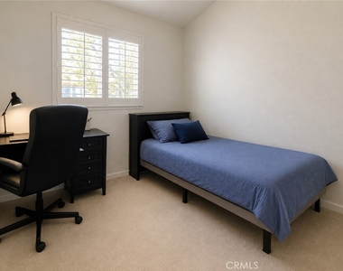 1217 Oak Creek Road - Photo Thumbnail 8
