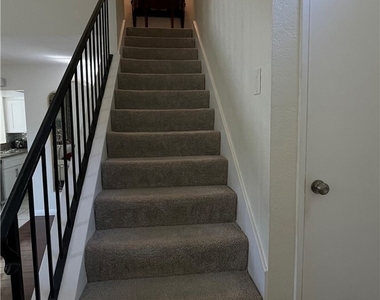 1217 Oak Creek Road - Photo Thumbnail 11