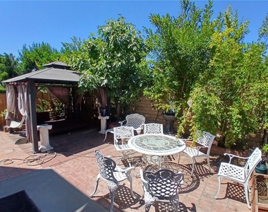 1217 Oak Creek Road - Photo Thumbnail 1