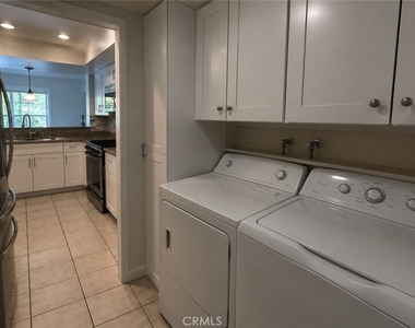 1217 Oak Creek Road - Photo Thumbnail 7