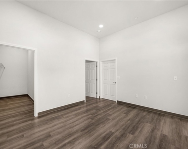 12301 3rd Street - Photo Thumbnail 8