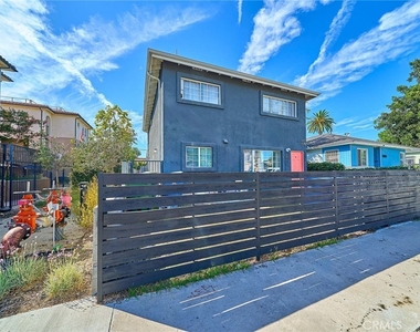 3011 S West View - Photo Thumbnail 24