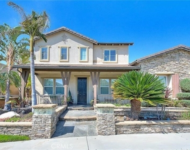 7376 Reserve Place - Photo Thumbnail 18